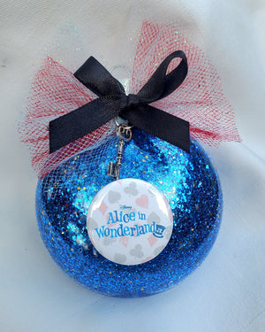 "ALICE IN WONDERLAND" Christmas Ornament "ALICE IN WONDERLAND" Christmas Ornament