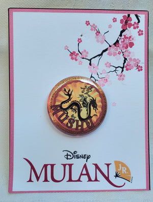 ADDAMS FAMILY "Alice Beineke" Metall-Anstecker ADDAMS FAMILY "Alice Beineke" Metall-Anstecker