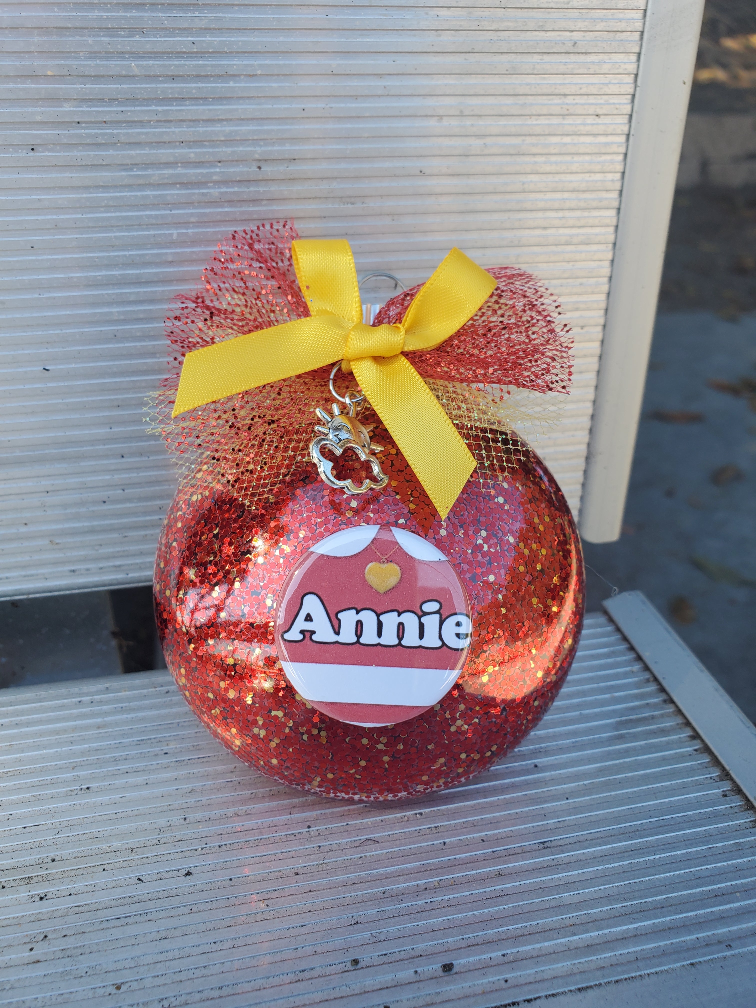 ANNIE Christmas Ornament – The Lobby Boutique