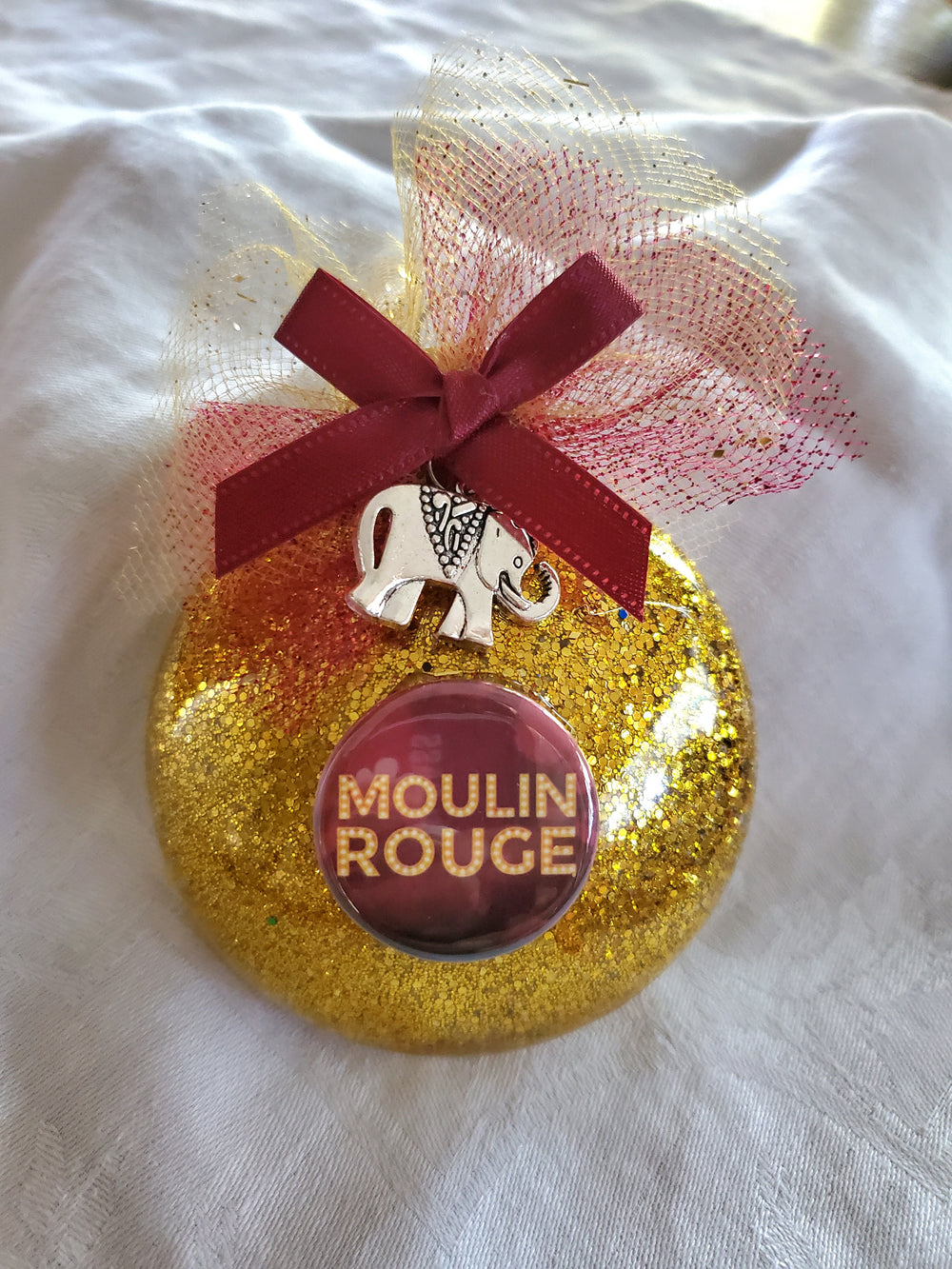 MOULIN ROUGE Christmas Ornament