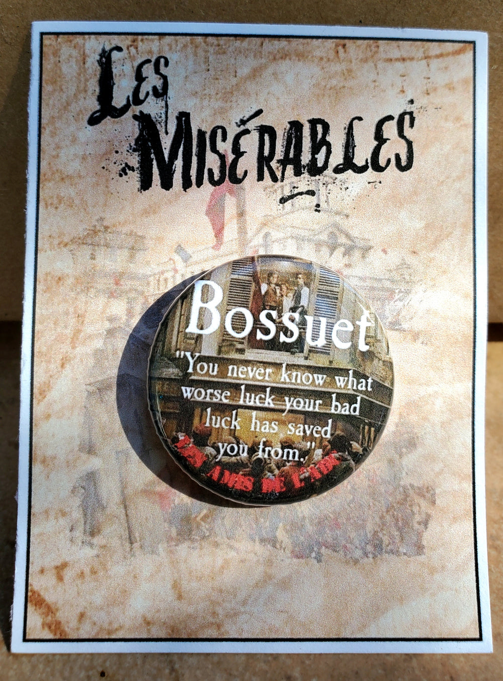 LES MISERABLES „Bossuet“ Metall-Ansteckknopf