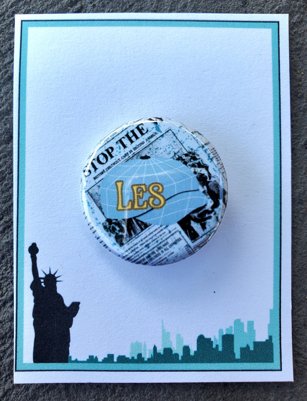 NEWSIES "Les" Metal Pinback Button