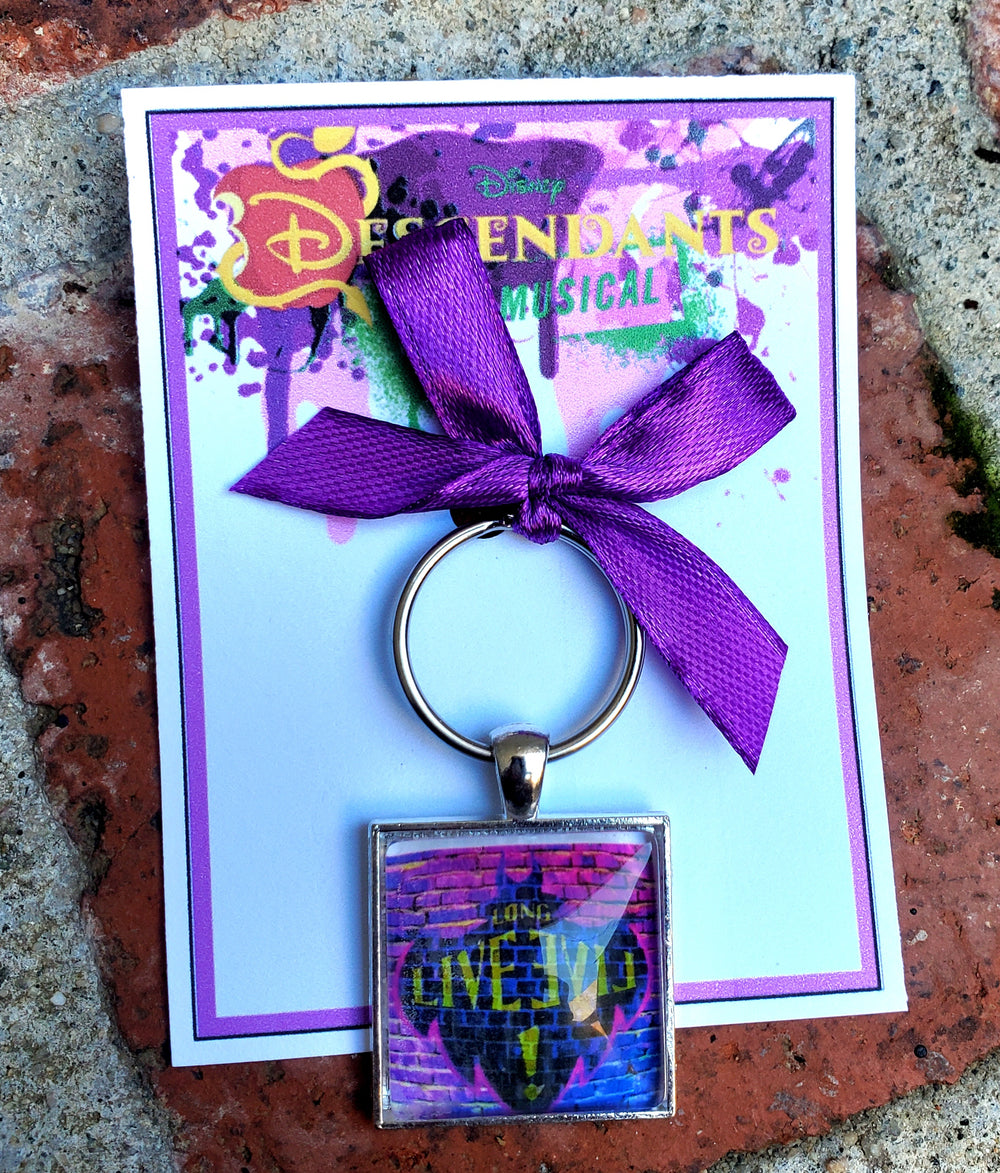 DESCENDANTS "Live Evil" Glass Cabachon Keychain