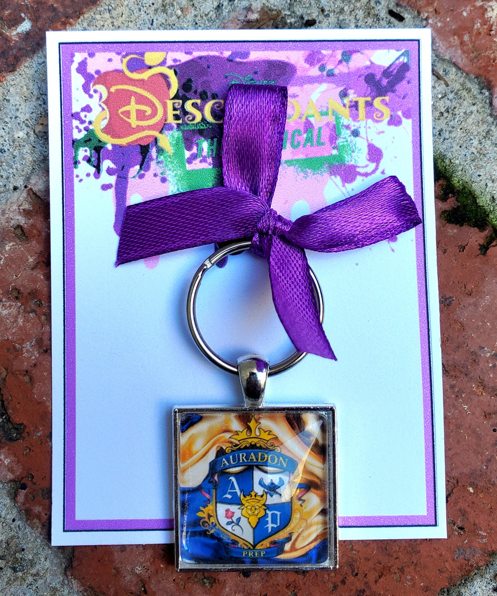 DESCENDANTS "Auradon Prep" Glass Cabachon Keychain