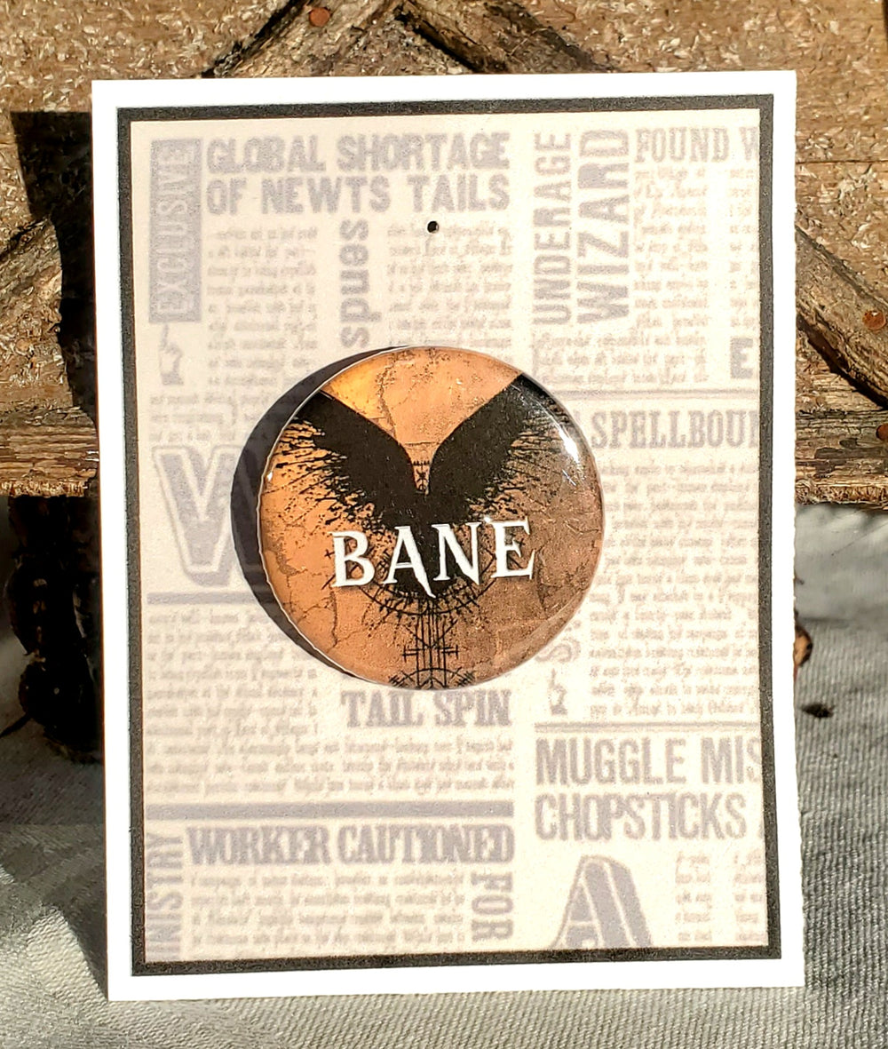 ADDAMS FAMILY "Alice Beineke" Metall-Anstecker