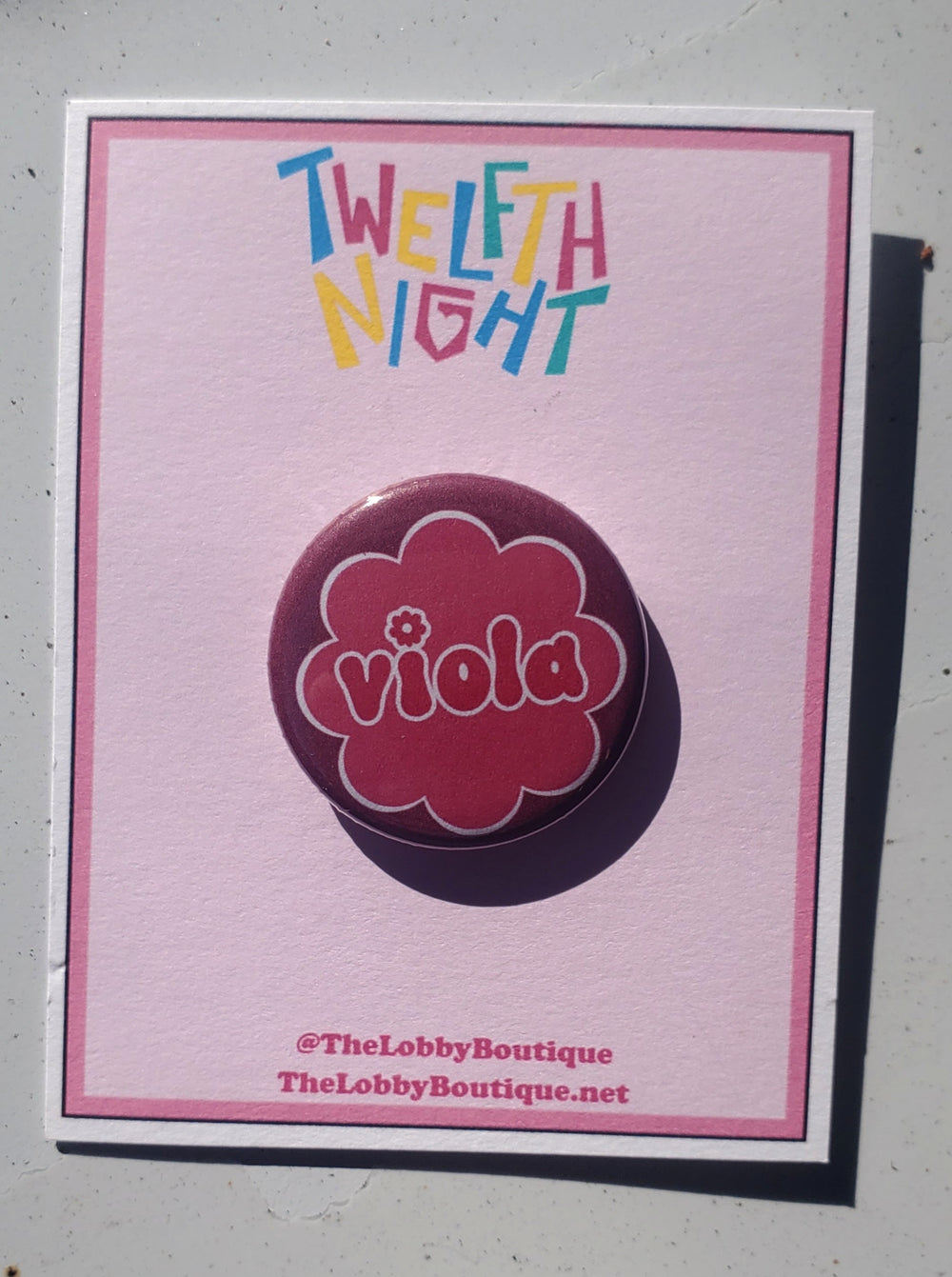 ZWÖLFTE NACHT "Viola" Metall Button Button